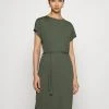 JDYURBAN GABRIELLA BELT DRESS - Robe En Jersey - Kalamata