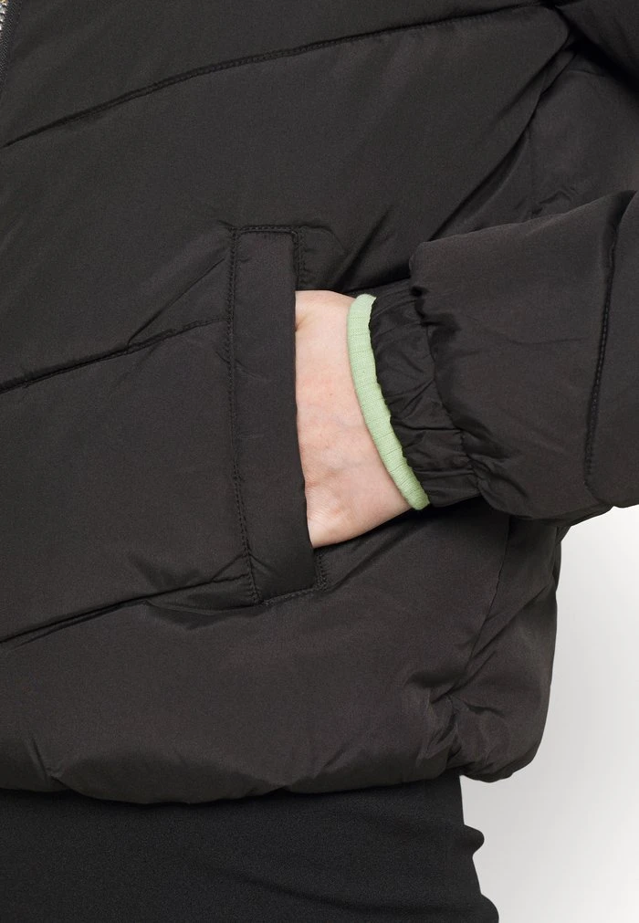 JDYFINNO - Veste D'hiver - Black 6 JDYFINNO - Veste D'hiver - Black – Image 6