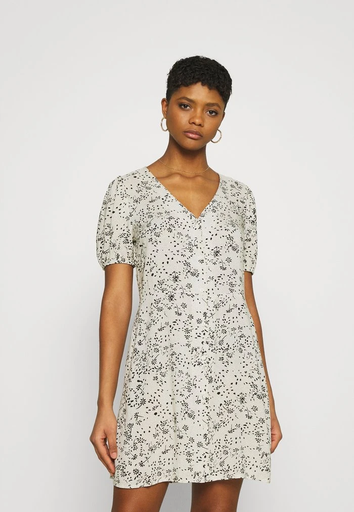 JDYSTAAR LIFE SHIRT DRESS - Robe De Jour - Tapioca/black 1 JDYSTAAR LIFE SHIRT DRESS - Robe De Jour - Tapioca/black