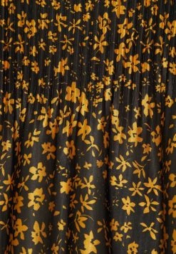 JDYBOA BILLION PLISSE - T-shirt à Manches Longues - Black -JDY Soldes Magasin 9758575d7cf84a40ba7bacfef7d6e569