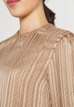 JDYRENNA - Blouse - Chanterelle 11 JDYRENNA - Blouse - Chanterelle -JDY Soldes Magasin a50d1efbf99f430fb40ea164966ffe01