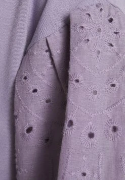 JDYSACRAMENTO - T-shirt à Manches Longues - Lavender Gray 5 JDYSACRAMENTO - T-shirt à Manches Longues - Lavender Gray -JDY Soldes Magasin a5c27d4c68ee4e969a99ab630b4fe4d4