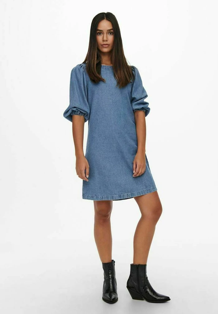 JDY Robe En Jean - Medium Blue Denim 2 JDY Robe En Jean - Medium Blue Denim – Image 2