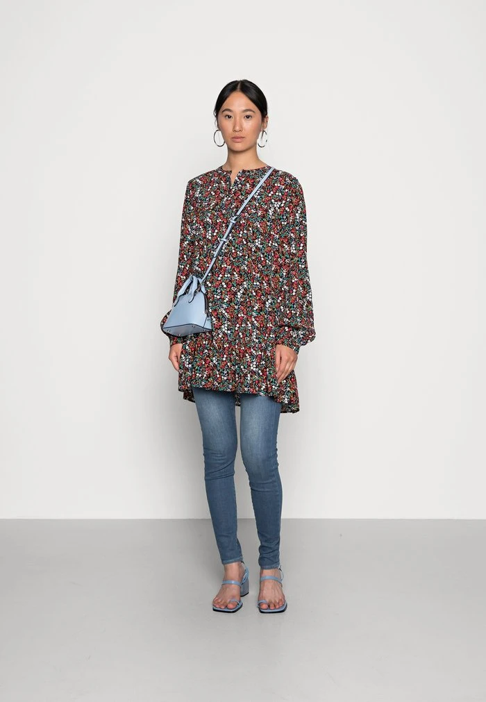 JDY MUNTE LONG - Robe De Jour - Black Vibrant Multicolor 2 JDY MUNTE LONG - Robe De Jour - Black Vibrant Multicolor – Image 2