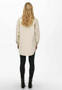 JDY Chemisier - Tapioca 10 JDY Chemisier - Tapioca -JDY Soldes Magasin b15fbca9df804720a223cb11faf2a3f6