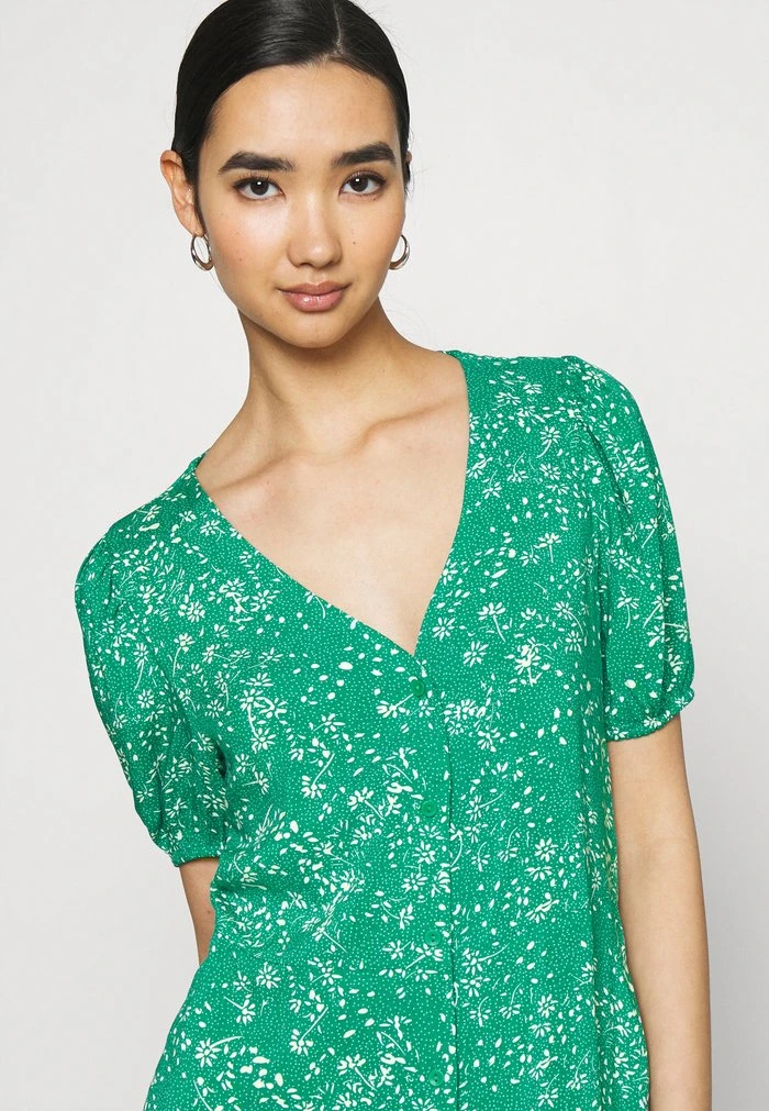 JDYSTAAR LIFE SHIRT DRESS - Robe De Jour - Greenlake/cloud Dancer 4 JDYSTAAR LIFE SHIRT DRESS - Robe De Jour - Greenlake/cloud Dancer – Image 4