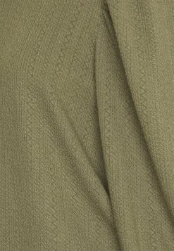 JDYANNY - T-shirt à Manches Longues - Kalamata 5 JDYANNY - T-shirt à Manches Longues - Kalamata -JDY Soldes Magasin b845c943d5bf4e3a8989074e621bb206