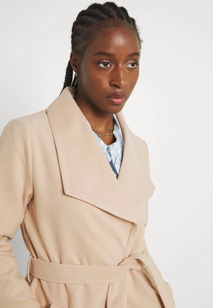 JDYDANNIE ELISE SHORT - Manteau Court - Apricot Illusion 4 JDYDANNIE ELISE SHORT - Manteau Court - Apricot Illusion – Image 4