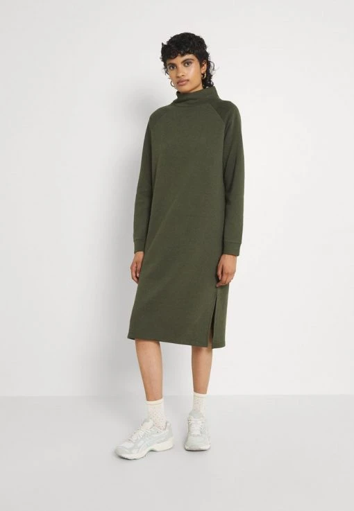 JDYLUCY LIFE L S RAGLAN SWEAT - Robe De Jour - Deep Depths 4 JDYLUCY LIFE L S RAGLAN SWEAT - Robe De Jour - Deep Depths -JDY Soldes Magasin c0a3b98547e14712b8b9a7d970c6e374