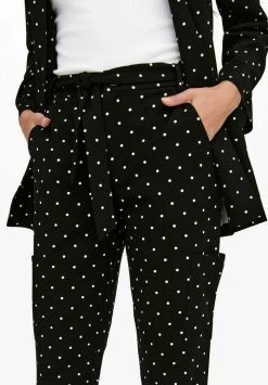 JDY Pantalon Classique - Black 10 JDY Pantalon Classique - Black -JDY Soldes Magasin c4ae8545a29542aa8b50bdfb5472ee25