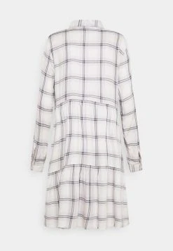 JDYSTAY BELOWKNEE SHIRT DRESS - Robe Chemise - Pastel Lilac 15 JDYSTAY BELOWKNEE SHIRT DRESS - Robe Chemise - Pastel Lilac -JDY Soldes Magasin c65b5538e270435487c679f74a0d842d