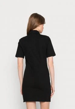 JDYNEWSANNA DRESS - Robe En Jean - Black Denim -JDY Soldes Magasin c9c3785b4d234145a0c03be355b59ae7