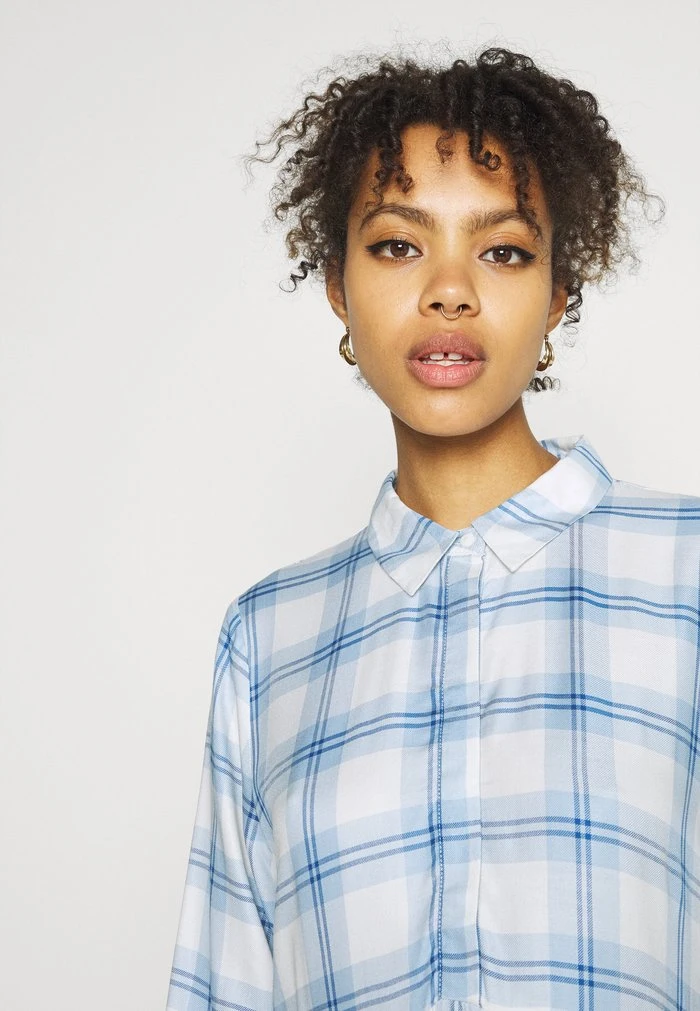 JDYSTAY BELOWKNEE SHIRT DRESS - Robe Chemise - Cashmere Blue 4 JDYSTAY BELOWKNEE SHIRT DRESS - Robe Chemise - Cashmere Blue – Image 4