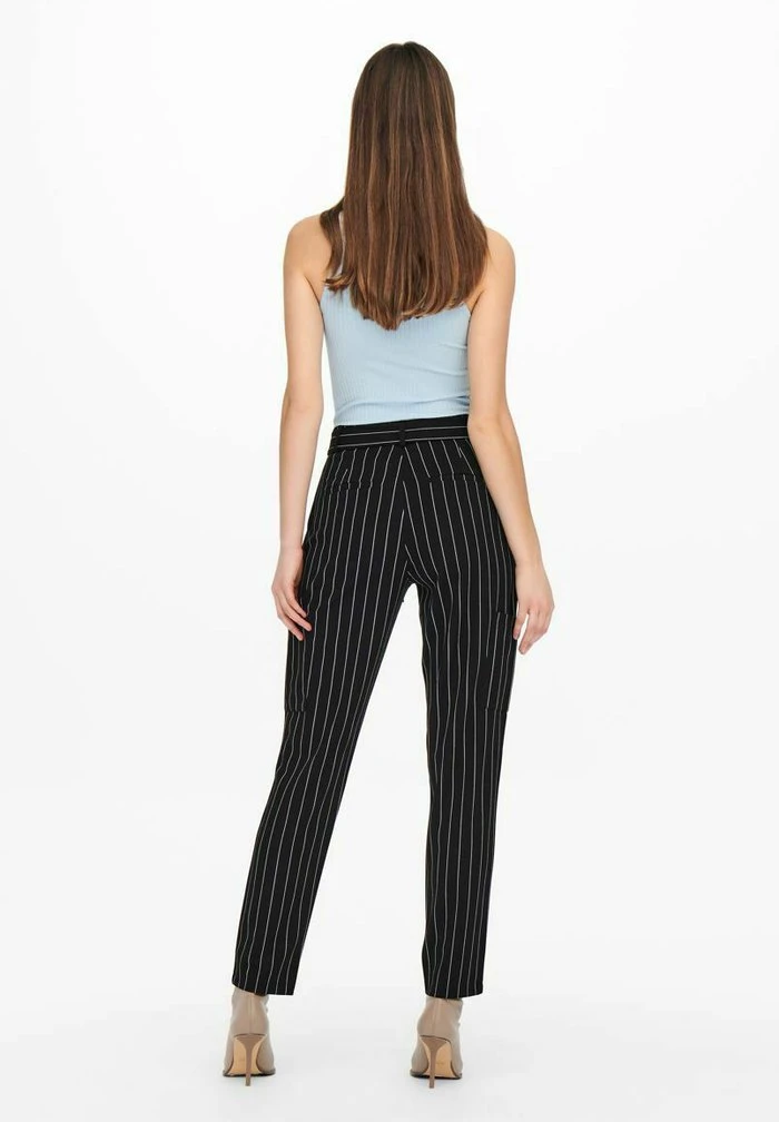 JDY Pantalon Classique - Black 3 JDY Pantalon Classique - Black – Image 3