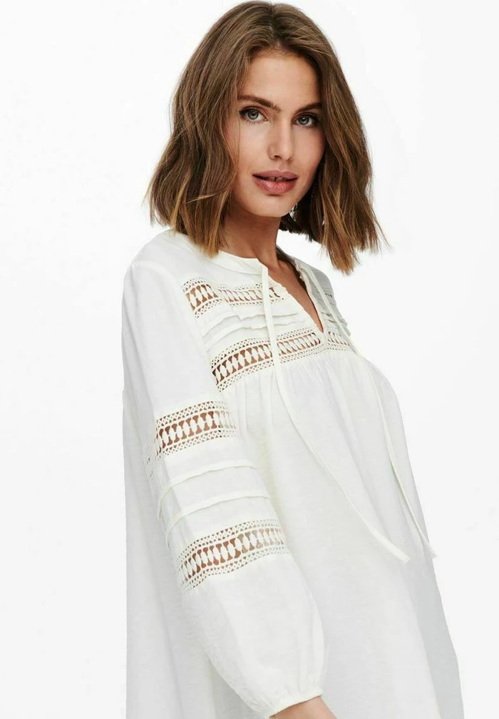 JDY Tunique - Cloud Dancer 5 JDY Tunique - Cloud Dancer – Image 5