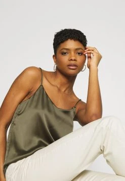 JDYRANDI STRAPPY SINGLET - Débardeur - Kalamata 9 JDYRANDI STRAPPY SINGLET - Débardeur - Kalamata -JDY Soldes Magasin d13b2e7b69af4609bb463ab410a2ea29