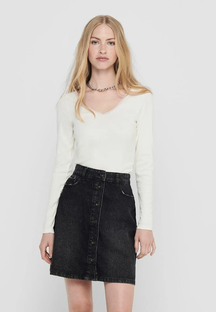 JDY T-shirt à Manches Longues - Cloud Dancer 1 JDY T-shirt à Manches Longues - Cloud Dancer