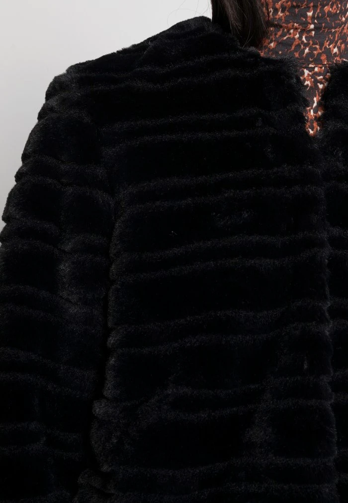 JDY DEER FAUX FUR JACKET - Veste D'hiver - Black 5 JDY DEER FAUX FUR JACKET - Veste D'hiver - Black – Image 5