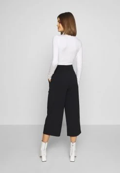 JDYTANJA CULOTTE PANT - Pantalon Classique - Black 7 JDYTANJA CULOTTE PANT - Pantalon Classique - Black -JDY Soldes Magasin d6596a42b5eb4fcf9315dc43db4ad36c