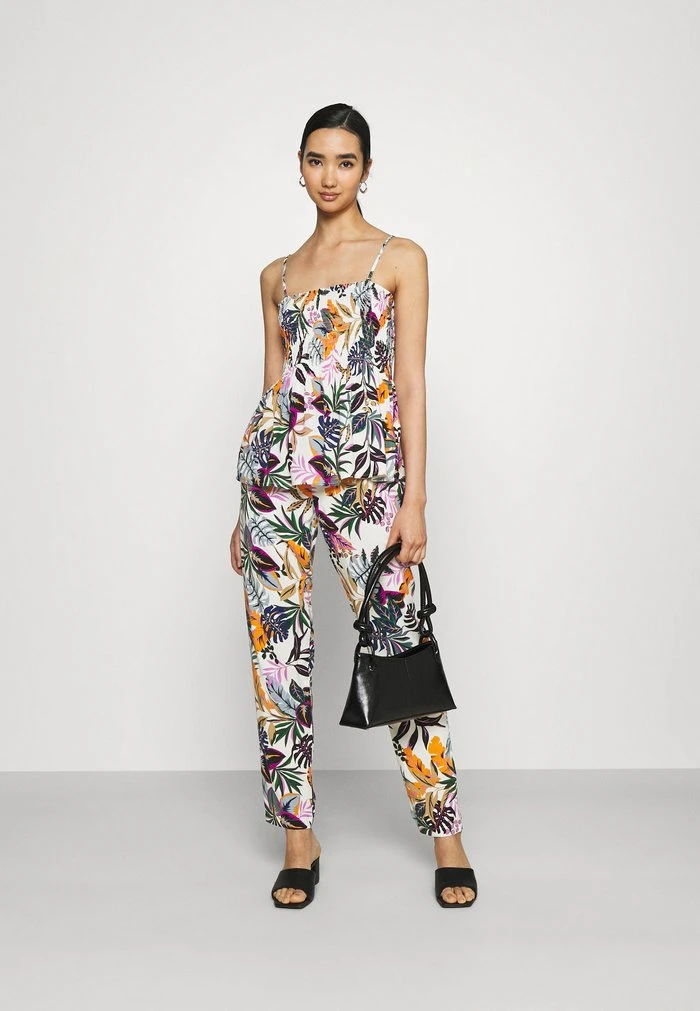 JDYSTARR LIFE PANT - Pantalon Classique - Cloud Dancer 2 JDYSTARR LIFE PANT - Pantalon Classique - Cloud Dancer – Image 2