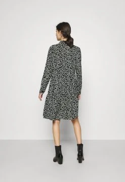 JDYPIPER WVN N - Robe Chemise - Black/white 8 JDYPIPER WVN N - Robe Chemise - Black/white -JDY Soldes Magasin e0895e2eb8b64fc89725df5c58b5053a