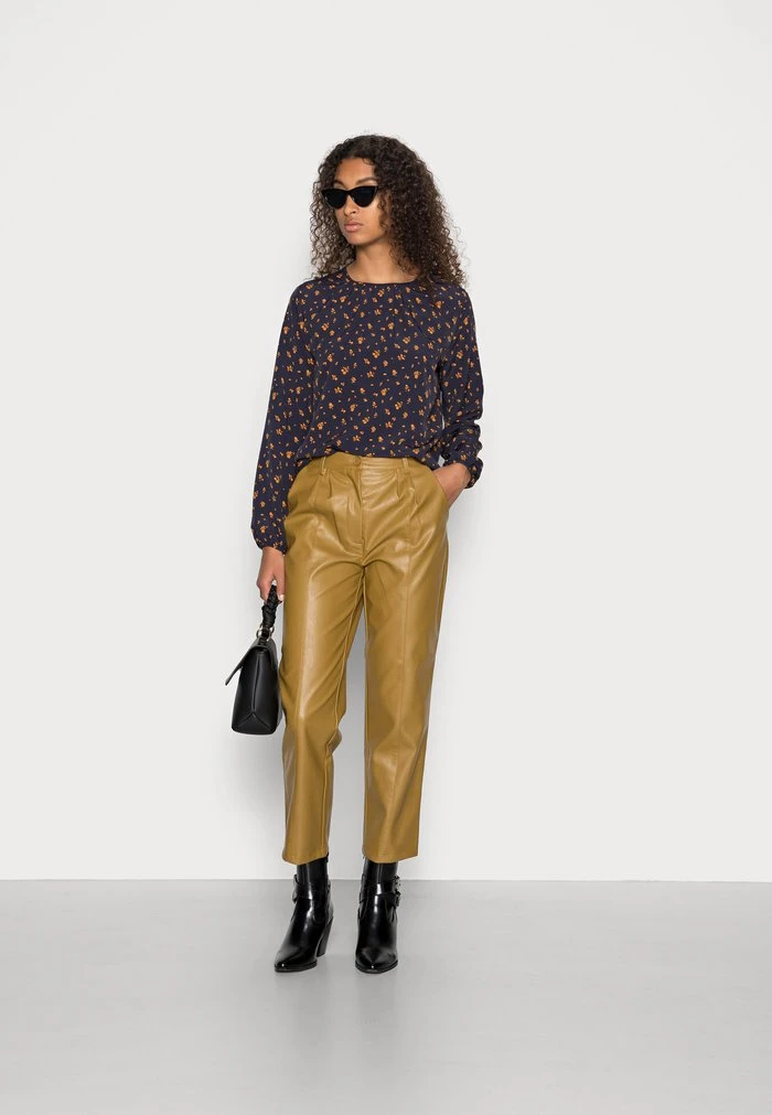 JDYSARA - T-shirt à Manches Longues - Black 2 JDYSARA - T-shirt à Manches Longues - Black – Image 2