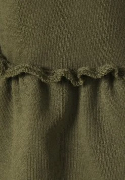 JDYPROVE BELLSLEEVE DRESS - Robe De Jour - Kalamata 5 JDYPROVE BELLSLEEVE DRESS - Robe De Jour - Kalamata -JDY Soldes Magasin e4b4a03fe73e4d5cbd42c77b9e5e51b8