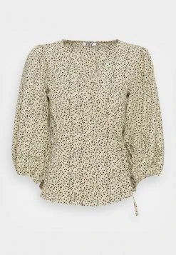 JDYSU WRAP - Blouse - Basil 8 JDYSU WRAP - Blouse - Basil -JDY Soldes Magasin e7c3df7e5d044854b8390cf4a782725d