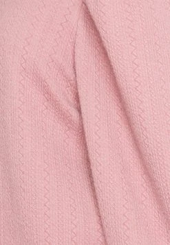 JDYANNY - T-shirt à Manches Longues - Nostalgia Rose 5 JDYANNY - T-shirt à Manches Longues - Nostalgia Rose -JDY Soldes Magasin f3771ee33bb54a40919177fc65c329c2