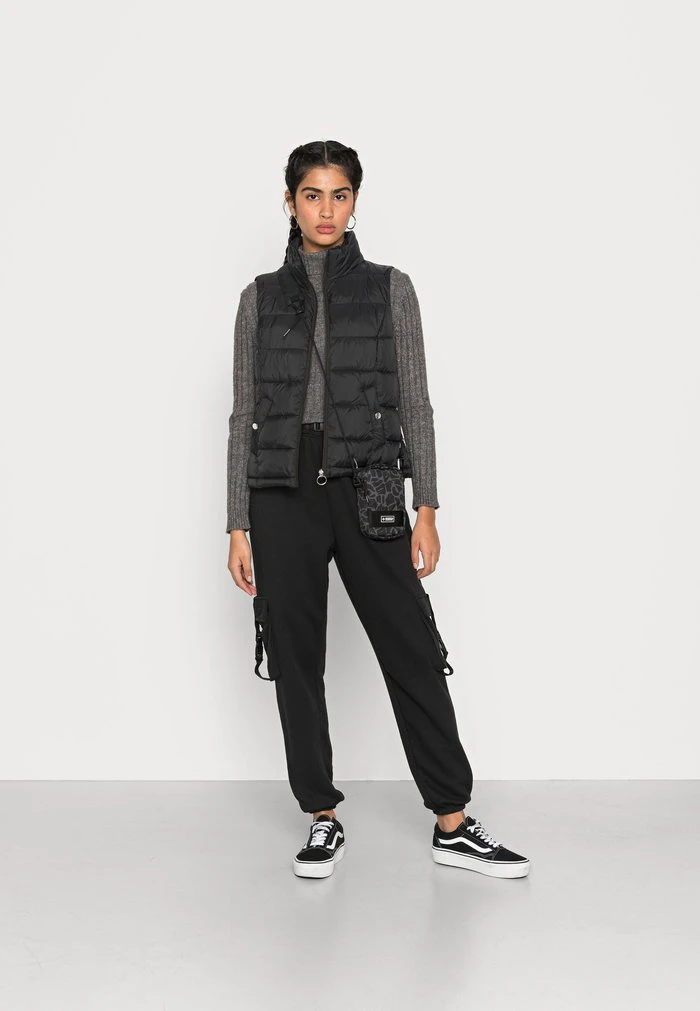 JDYZULU WAISTCOAT - Veste Sans Manches - Black 2 JDYZULU WAISTCOAT - Veste Sans Manches - Black – Image 2