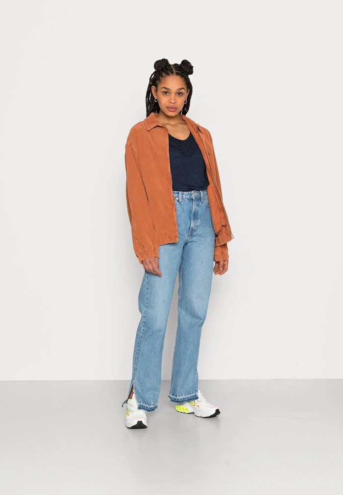 JDYDODO LACE - T-shirt Basique - Sky Captain 2 JDYDODO LACE - T-shirt Basique - Sky Captain – Image 2