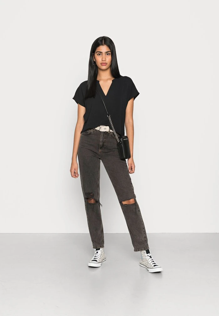 JDYLION - Blouse - Black 2 JDYLION - Blouse - Black – Image 2