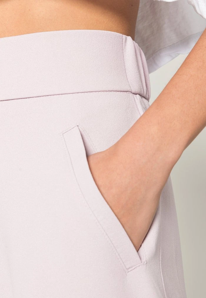 JDYLOUISVILLE CATIA ANCLE PANT - Pantalon Classique - Lavender Frost 5 JDYLOUISVILLE CATIA ANCLE PANT - Pantalon Classique - Lavender Frost – Image 5